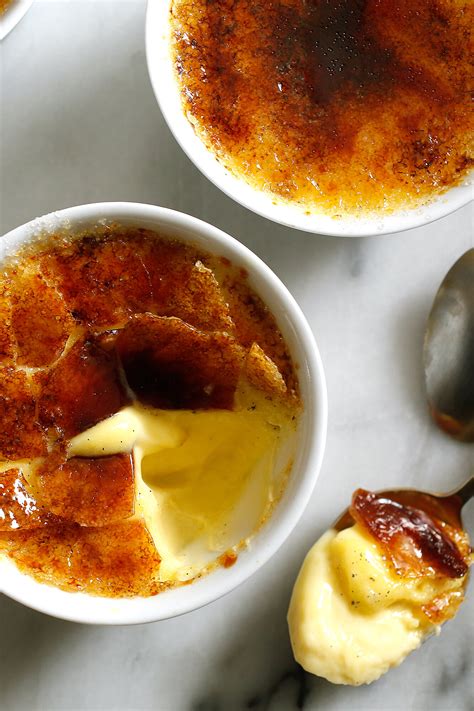 Nyt creme brulee - Ingredients 2 cups heavy or light cream (or half-and-half) 1 vanilla bean, split lengthwise, or 1 teaspoon vanilla extract ⅛ teaspoon salt 5 egg yolks ½ cup granulated sugar, plus more for topping